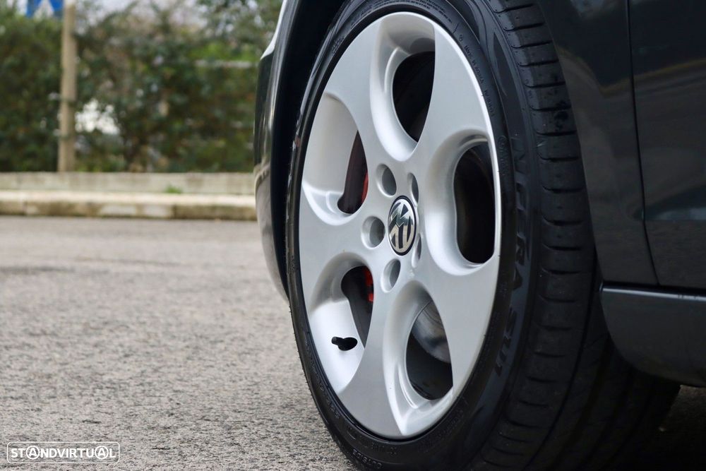 VW Golf Cabriolet 2.0 TSI GTI - 10