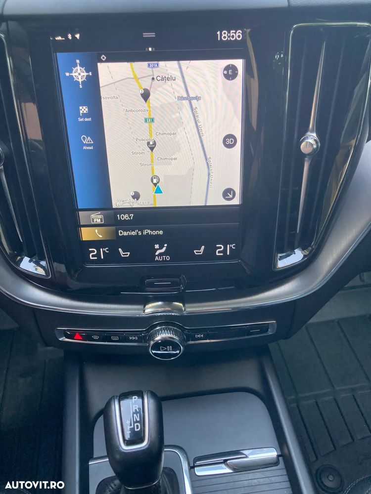 Volvo XC 60 D5 AWD Geartronic Inscription - 34