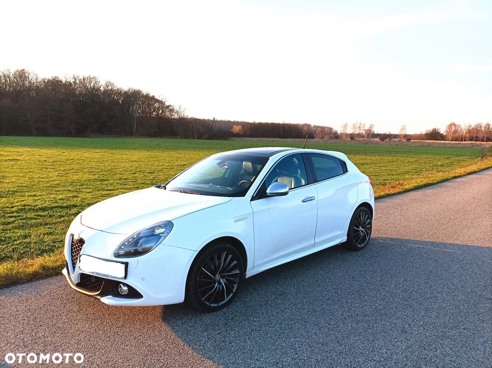 Alfa Romeo Giulietta 1.4 TB MultiAir Exclusive TCT - 11