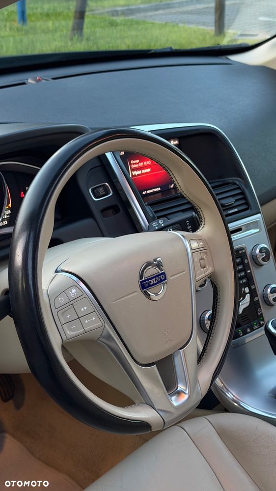 Volvo XC 60 D4 AWD Summum - 29
