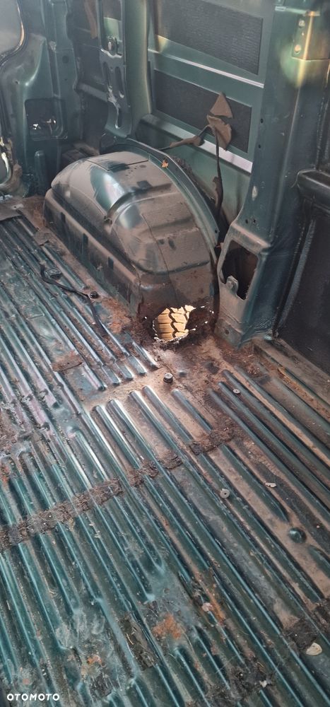 Volkswagen Multivan - 9