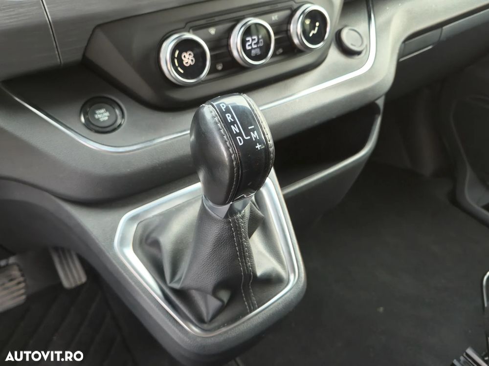 Renault Trafic 2.0 Blue dCi 170 EDC S&S L2 7+1 SpaceClass - 16