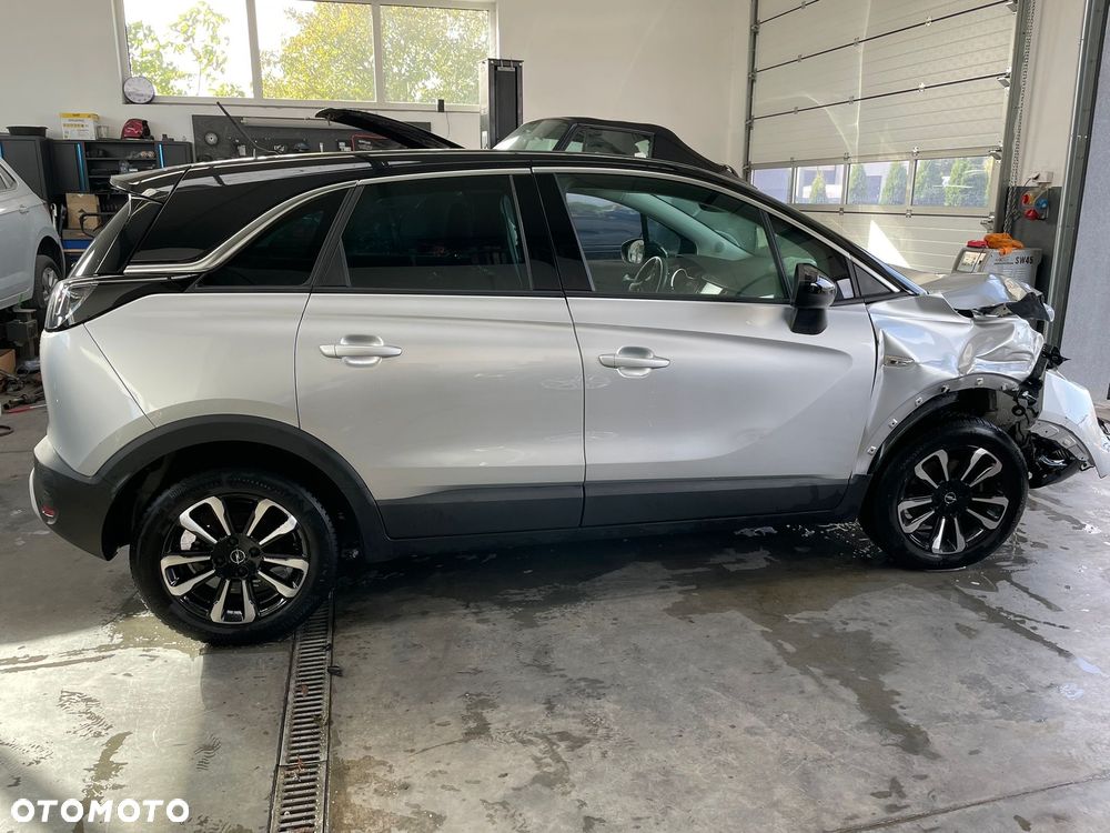 Opel Crossland - 10