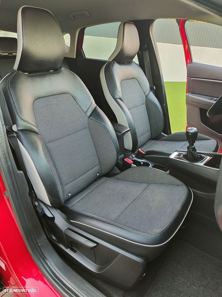 Renault Captur 1.3 TCe Intens - 29