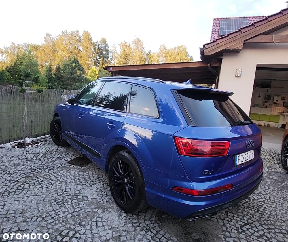 Audi Q7 - 13