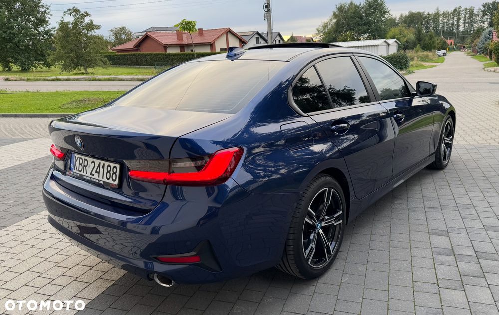 BMW X1 xDrive20d Advantage sport - 4