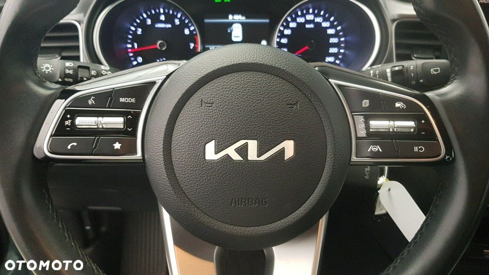Kia Ceed - 22