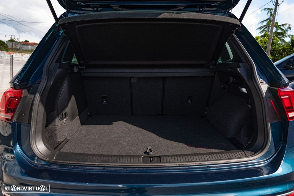VW Tiguan 1.4 TSI eHybrid R-Line DSG - 44