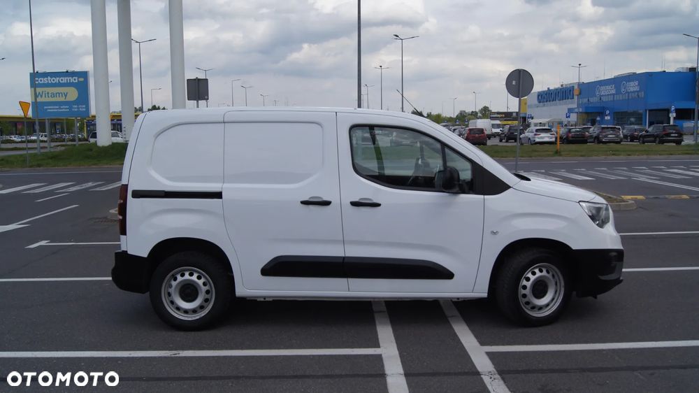Opel COMBO - 4