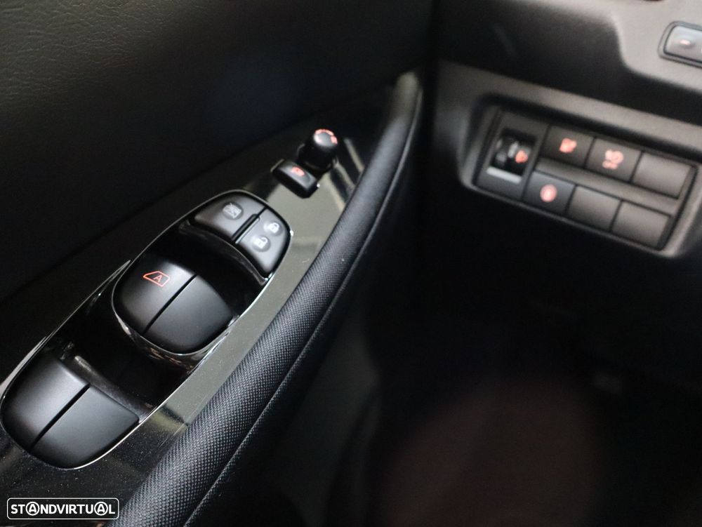 Nissan Leaf N-Connecta - 15