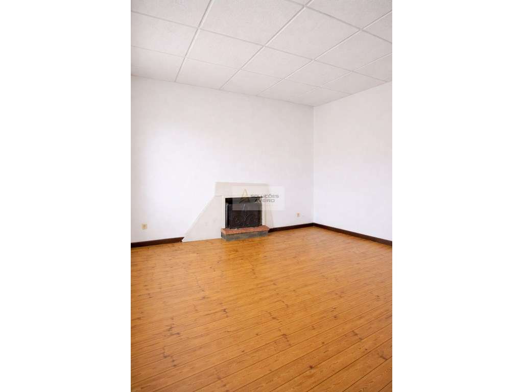 Apartamento T3 com Terraço e Garagem no Centro de Águeda - Grande imagem: 5/24