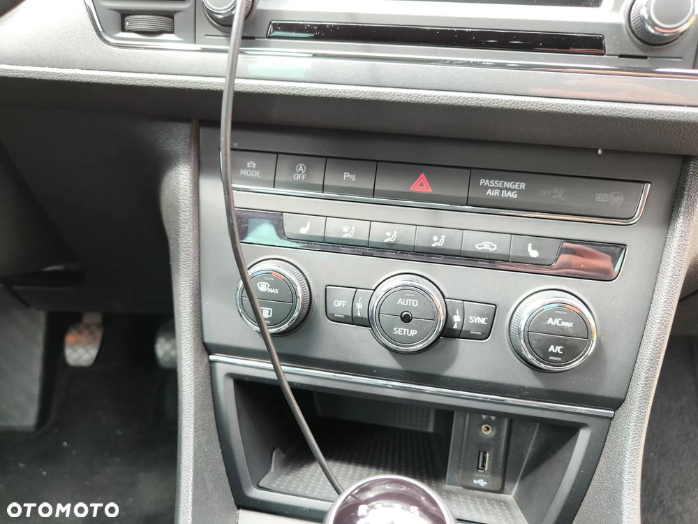 Seat Leon 1.4 TSI Start&Stop FR - 17