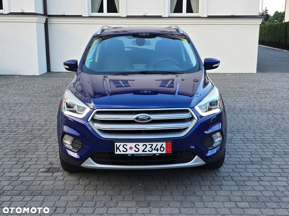 Ford Kuga 1.5 EcoBoost 2x4 Titanium - 3