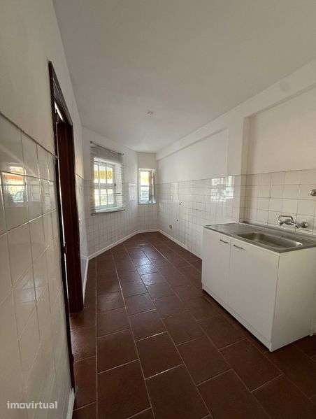 Moradia Bi-Familiar T2 Bairro de Almeirim - Grande imagem: 3/12