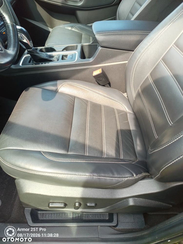 Ford Escape - 16