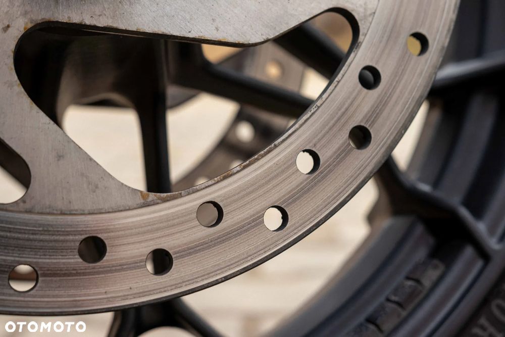 Harley-Davidson Street Rod XG 750A - 30