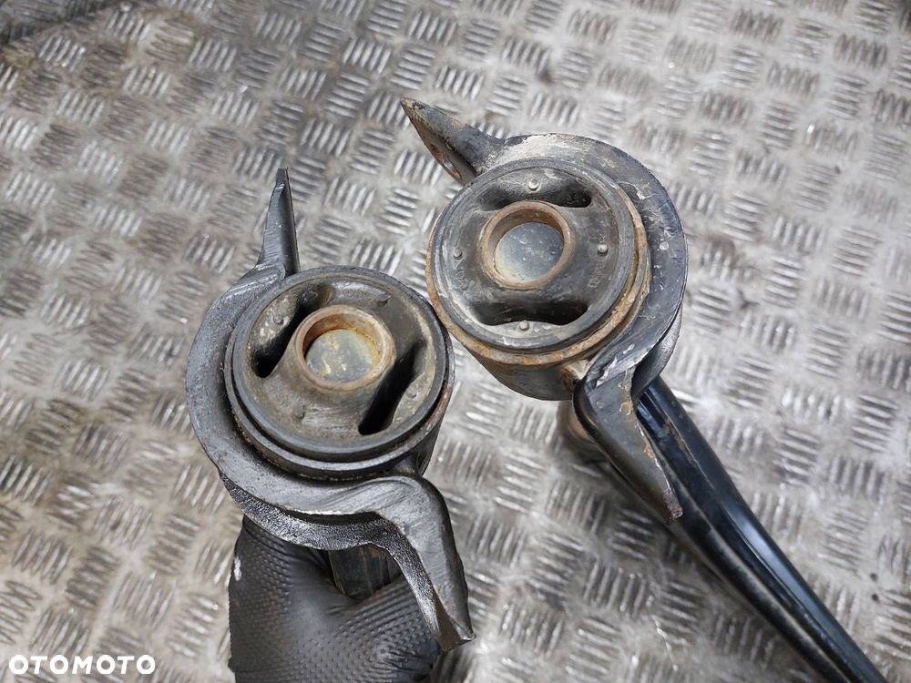 WAHACZ LEWY PRZÓD + PRAWY PRZÓD FORD FOCUS MK1 - 7