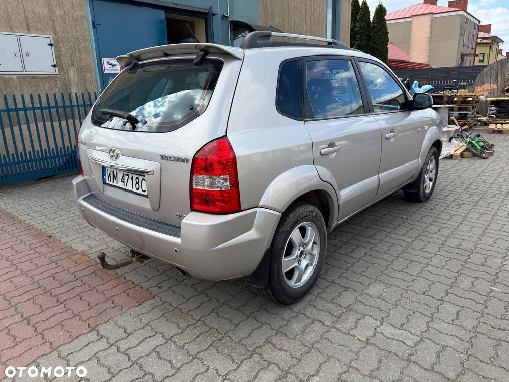 Hyundai Tucson 2.0 Elegance / Premium - 4