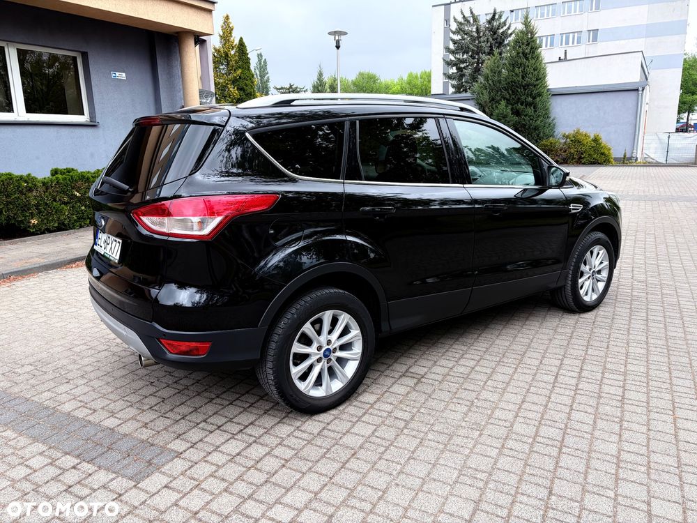 Ford Kuga - 10