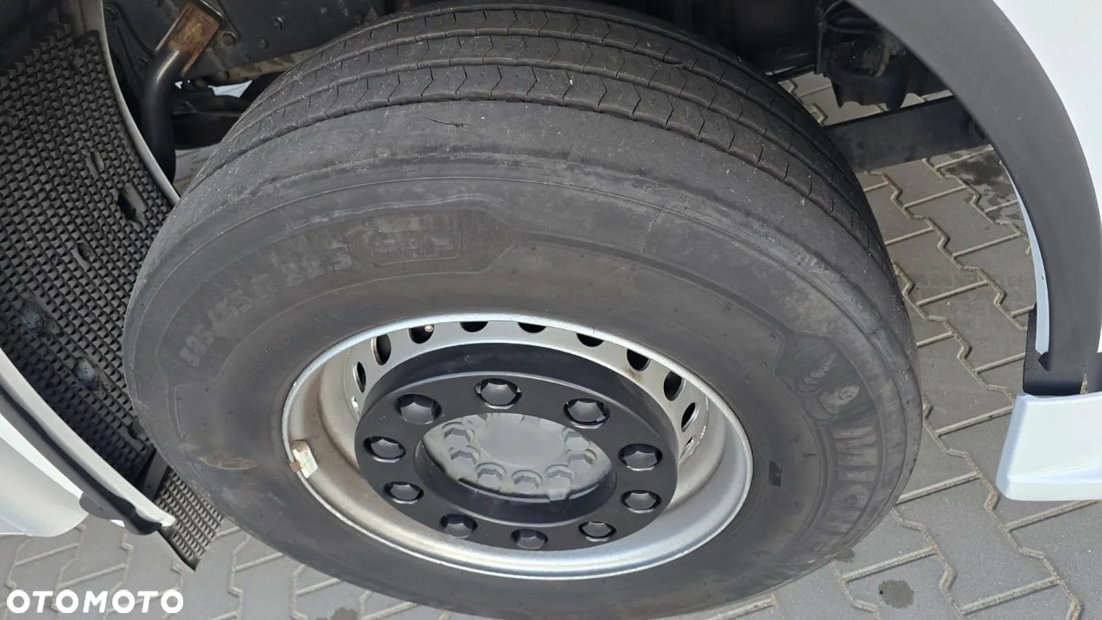 Mercedes-Benz Actros 2541 6x2 kontener izoterma niski przebieg super stan laweta rama do zabudowy - 10