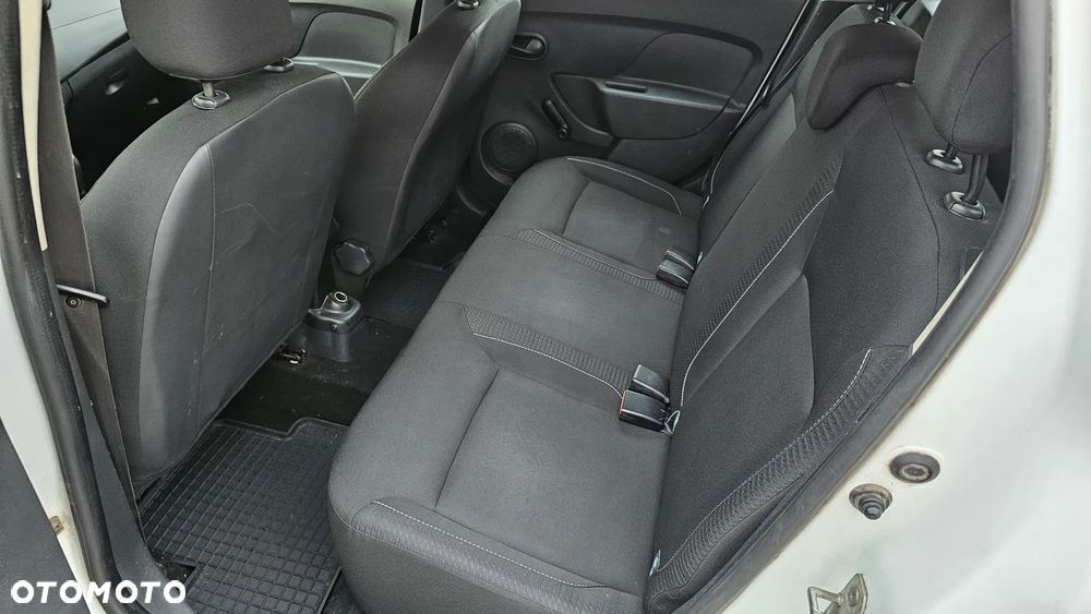 Dacia Logan 1.2 16V Laureate EU6 - 10