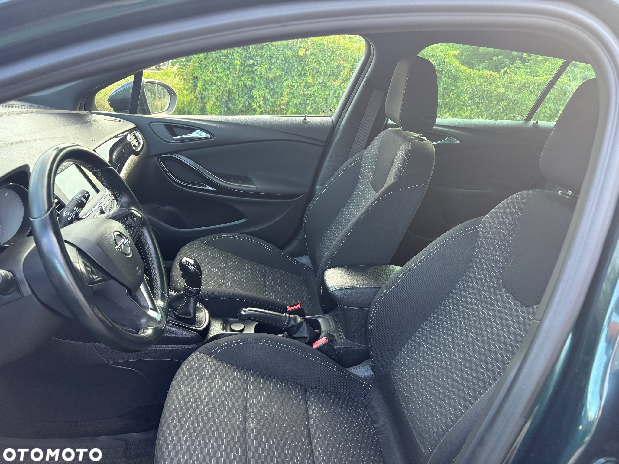 Opel Astra 1.4 Turbo Innovation - 11