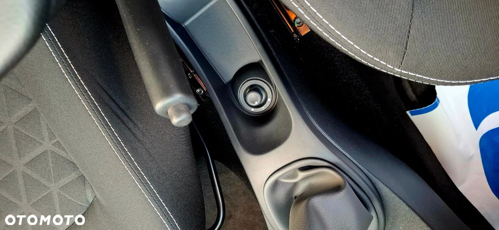 Dacia Duster 1.6 16V 105 4x2 Essentiel - 11