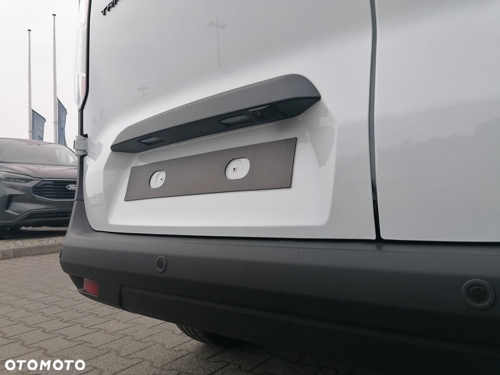 Ford Courier VAN - 11