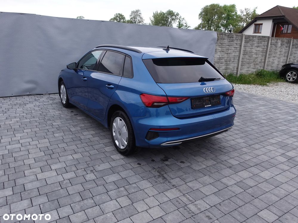 Audi A3 Sportback 30 TFSI advanced - 2