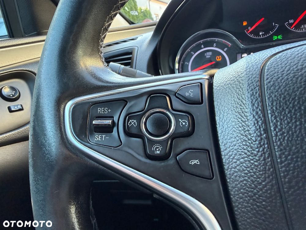 Opel Insignia 2.0 CDTI Sports Tourer Active - 35