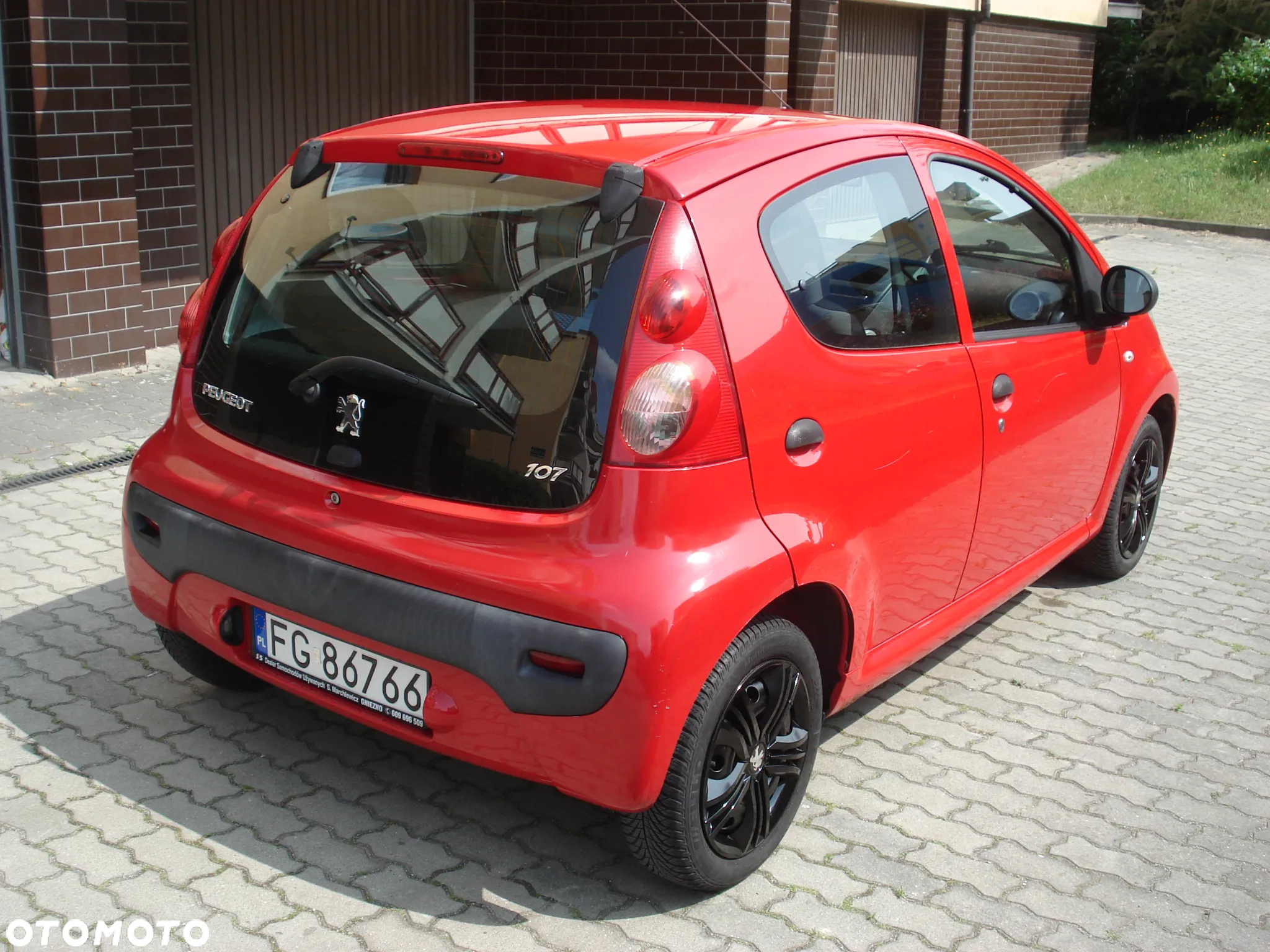 Peugeot 107 1.0 Happy - 5