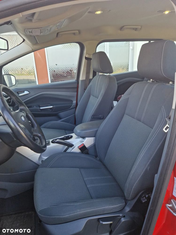 Ford Grand C-MAX - 16