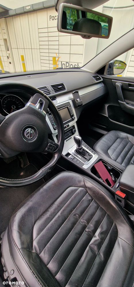 Volkswagen Passat - 26