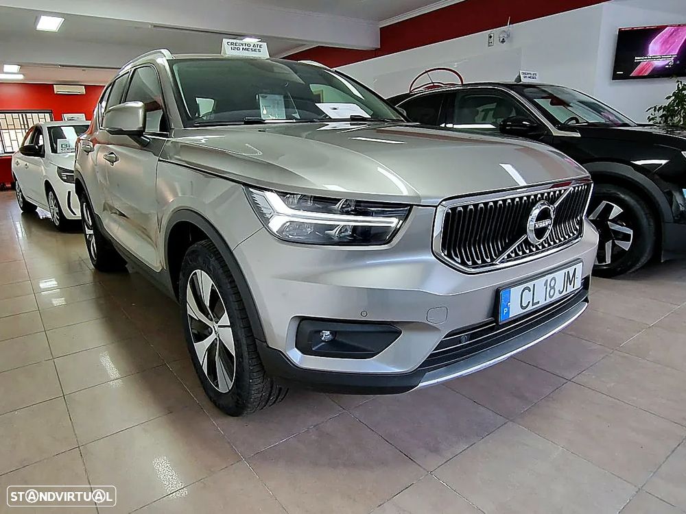 Volvo XC 40 1.5 T2 Momentum Plus Geartronic - 3