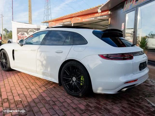 Porsche Panamera Sport Turismo - 10