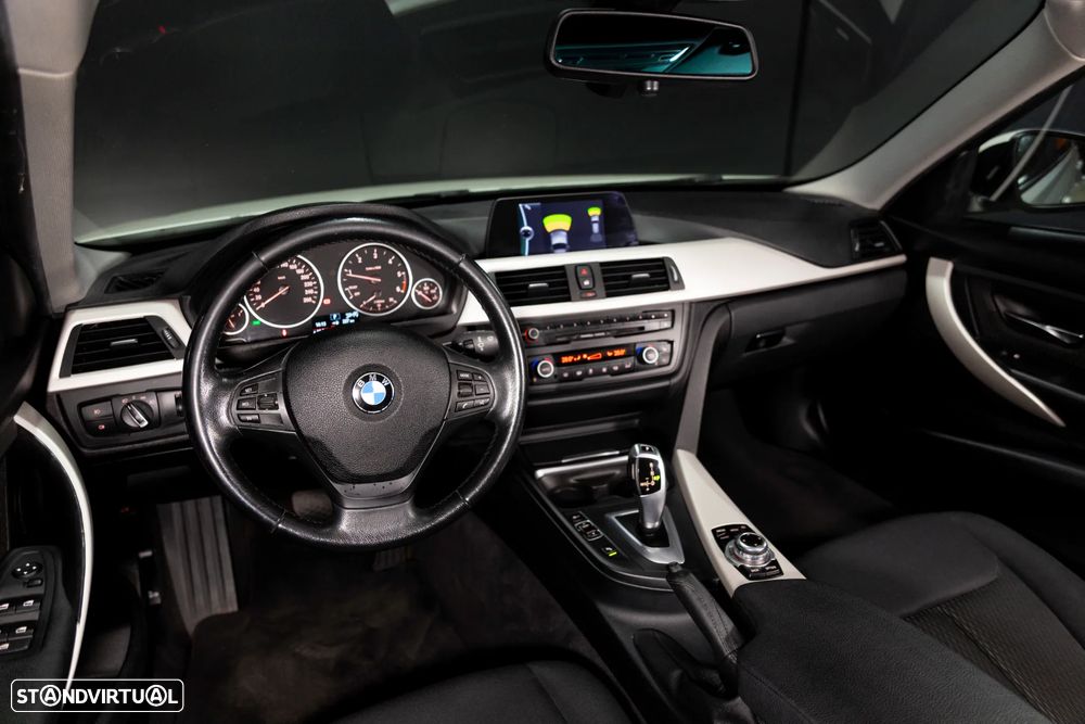 BMW 320 d Sport-Aut. - 17