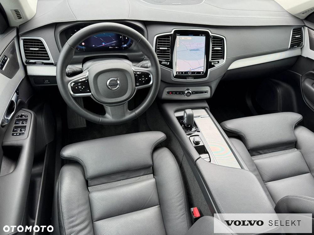 Volvo XC 90 - 12