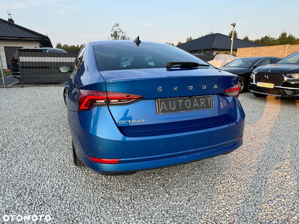 Skoda Octavia 2.0 TDI L&K DSG - 14