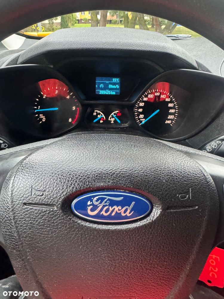 Ford Connect - 17