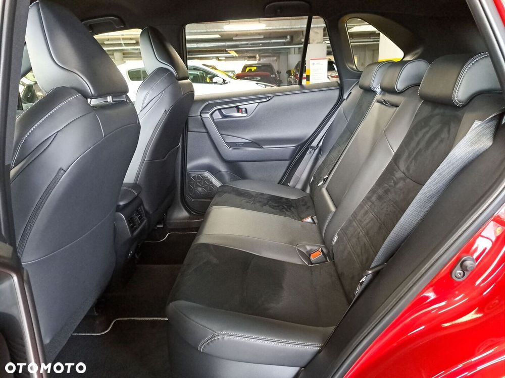 Toyota RAV4 - 13