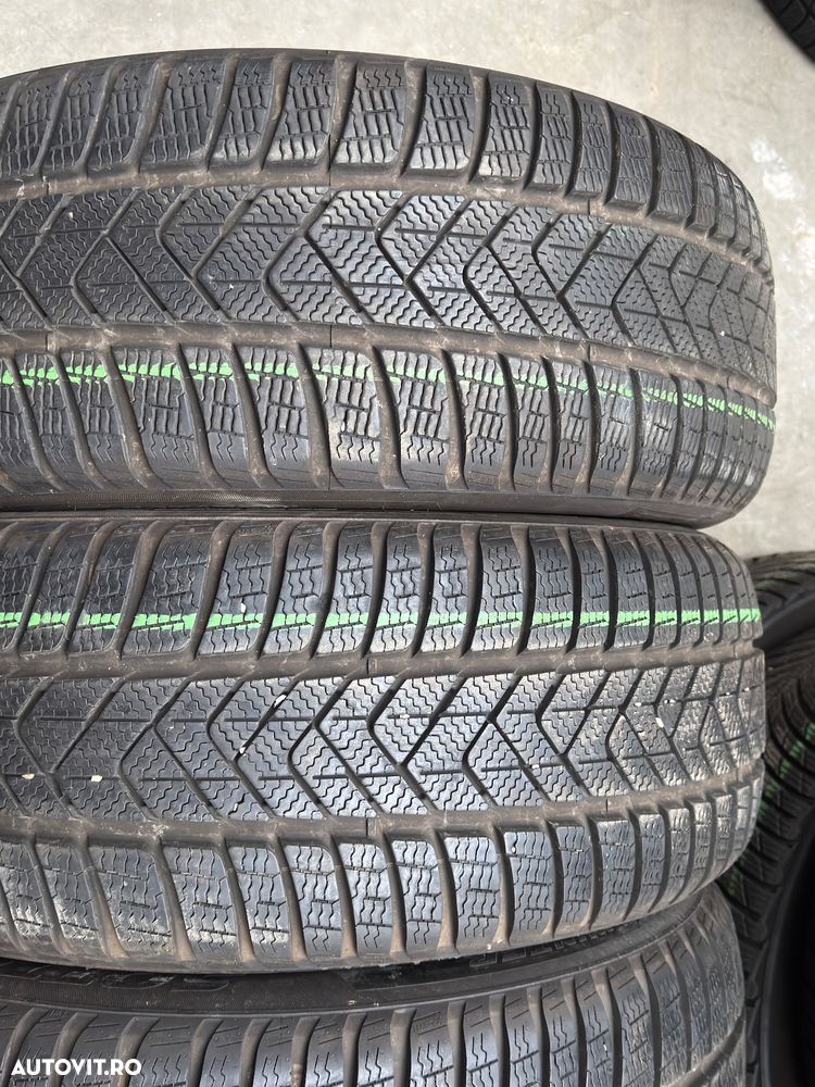 Vând 4 anvelope 225/55/18 Pirelli de iarnă ca noi - 2