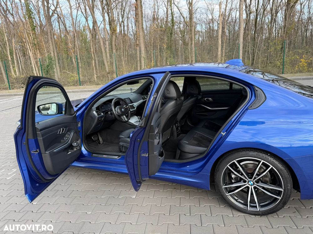 BMW Seria 3 320d xDrive AT - 38