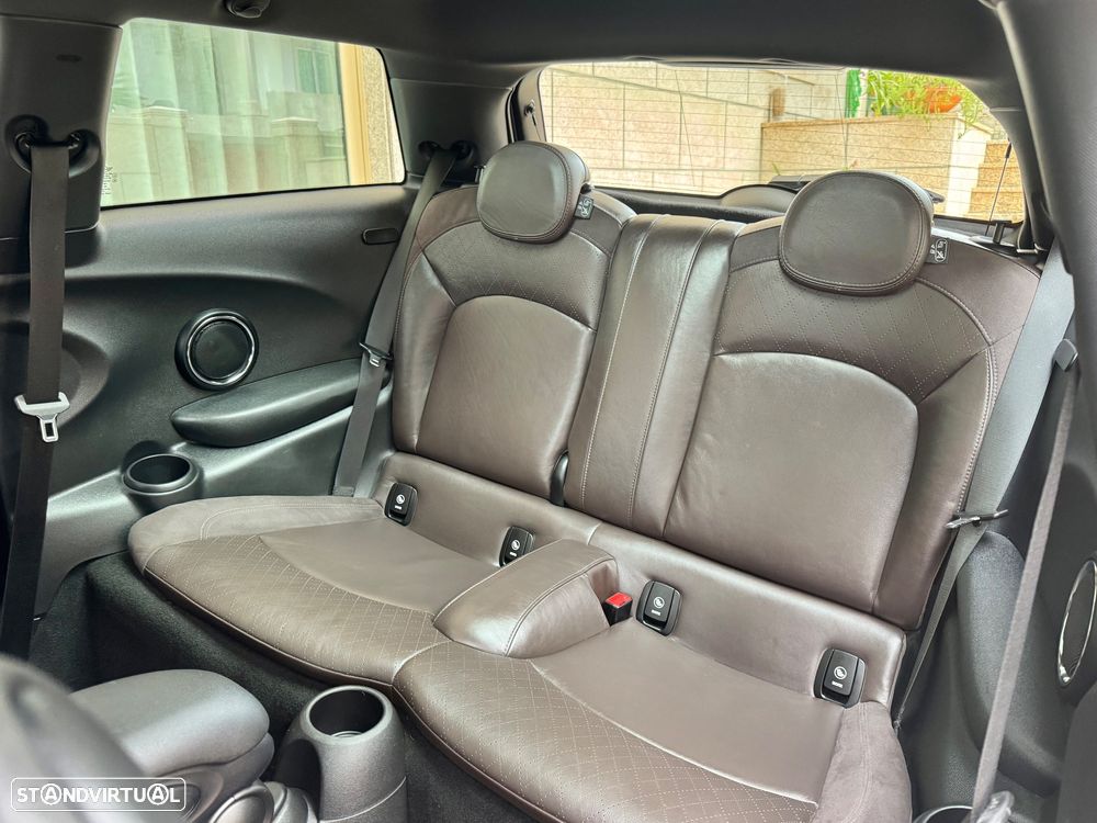 MINI 3 Portas Cooper Aut. - 23