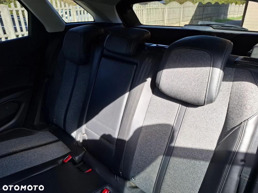 Peugeot 3008 BlueHDi 120 Stop & Start EAT6 Allure - 26