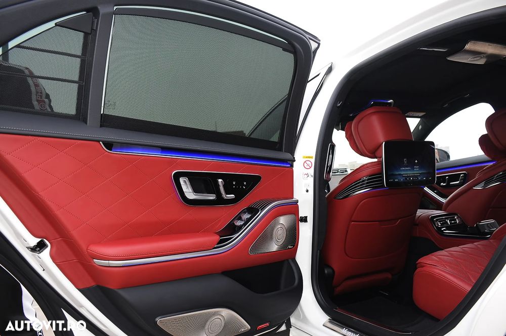 Mercedes-Benz S 500 4MATIC MHEV - 36