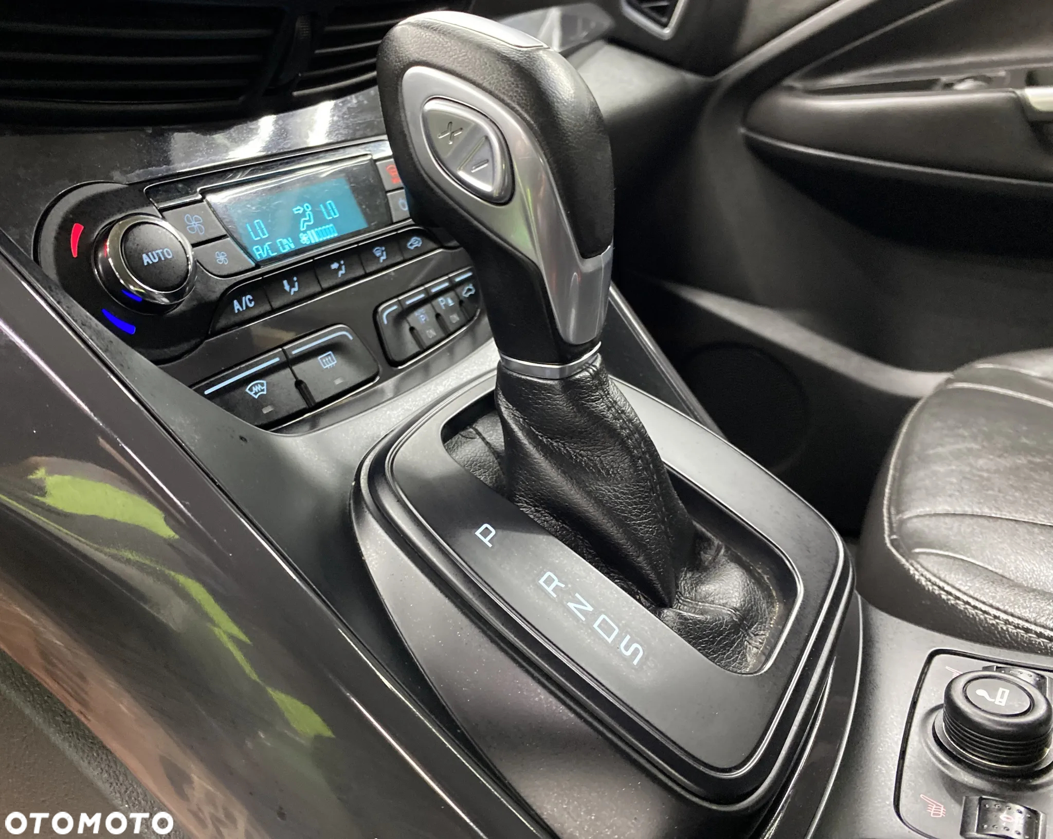 Ford Kuga 2.0 TDCi 4WD Titanium Plus - 13
