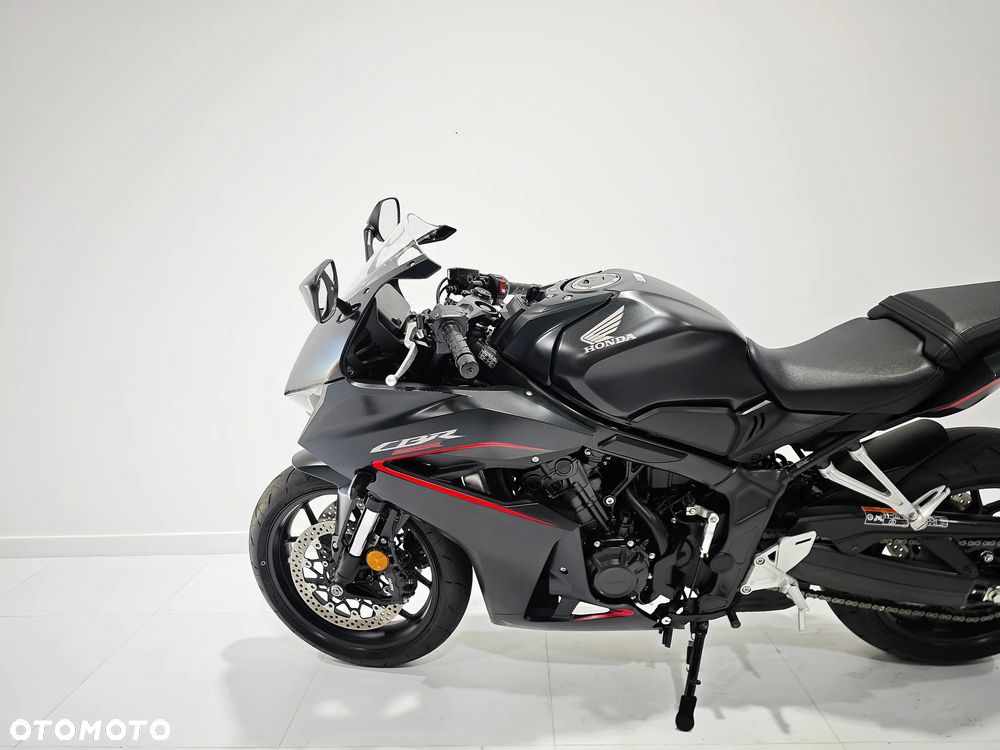 Honda CBR - 15