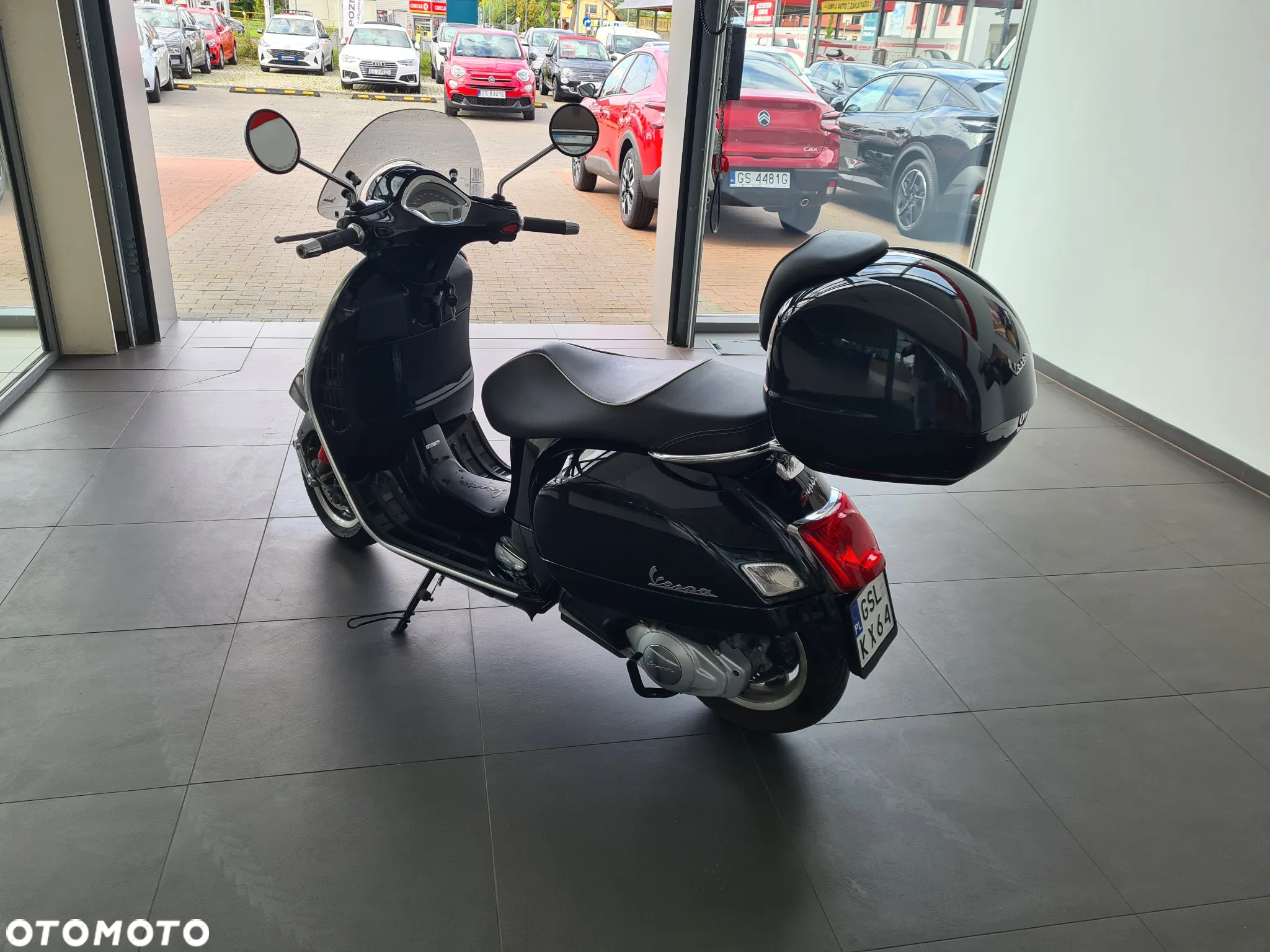 Piaggio Vespa - 3