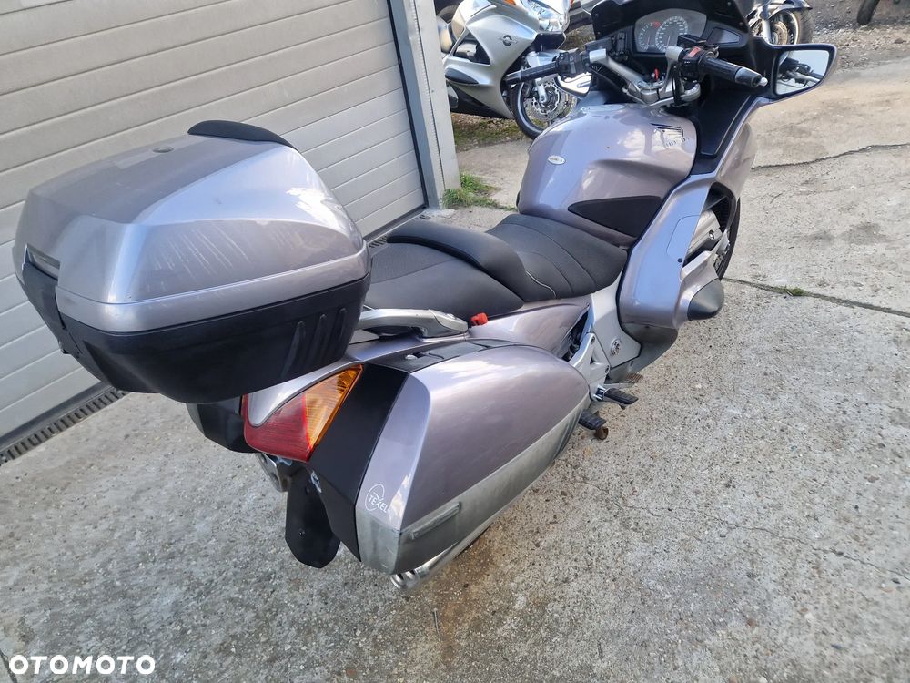 Honda ST - 10