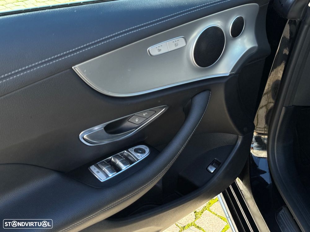 Mercedes-Benz E 220 d Cabrio 4Matic 9G-Tronic Avantgarde - 17